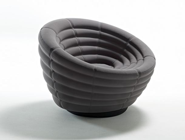 property-blow-lounge-chair