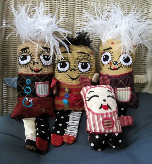 recycled-dolls
