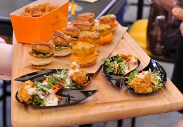 veuve-clicqout-on-the-road-1