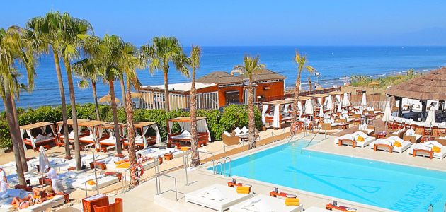 Klub Nikki Beach Marbella mjesto je gdje odmor i zabava ljetuju zajedno