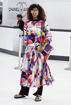 chanel-airlines-ss-2016-3