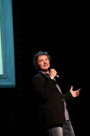dylan-moran-by-andy-hollingworth