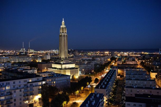 le-havre-at-night