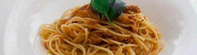 Spaghetti sa zelenim umakom
