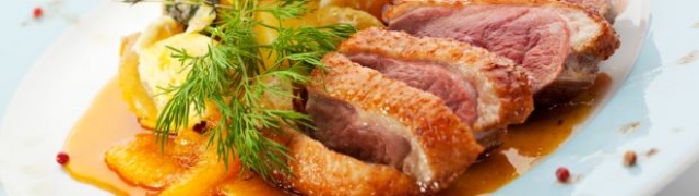 Pačja prsa s narančinim cvjetovima