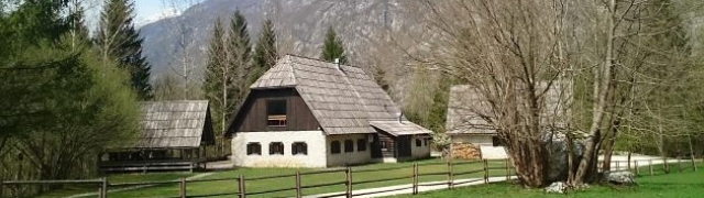 Čarobna dolina Trenta u Sloveniji u kojoj caruje kristalna Soča osvaja zauvijek