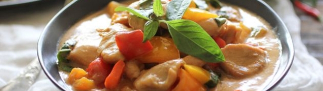 Quick & Easy Coconut Chicken Stir Fry