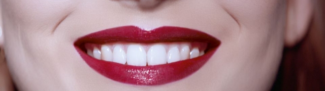 Ecstasy Shine inovativna krema za usne branda Giorgio Armania