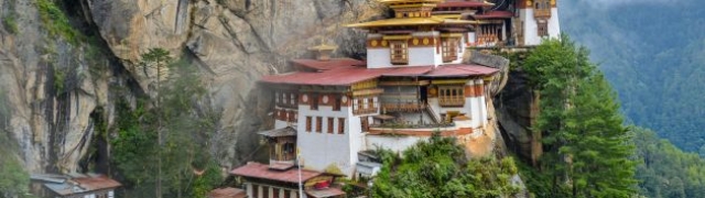 Bhutan – let do zemlje gromovitog zmaja