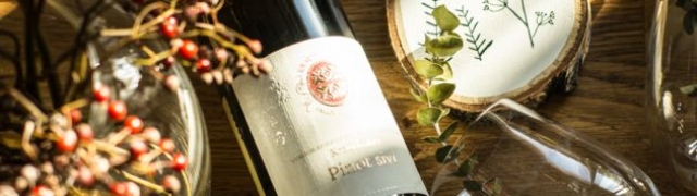 Osjetite eleganciju u svakom gutljaju Sivog pinota 2021 vinarije Krauthaker