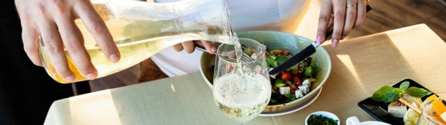 Kako znati koje vino ide uz koje povrće? Znamo tajne savršenih gastro spojeva koje će vas oduševiti