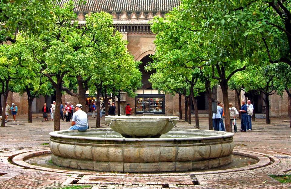 Španjolski grad Sevilla krije Plaza de America lokaciju koja je mjesto nevjerojatnih prizora
