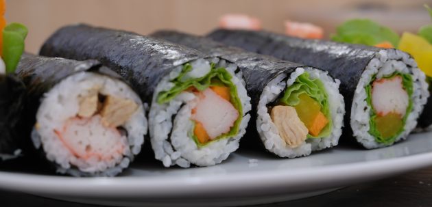 Napravite najtraženiji sushi Spicy tuna rolls s đumbirom