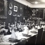 Blagovaonica palače Gvozdanović pripremljena za večeru, 1930-ih, fotodokumentacija MUO