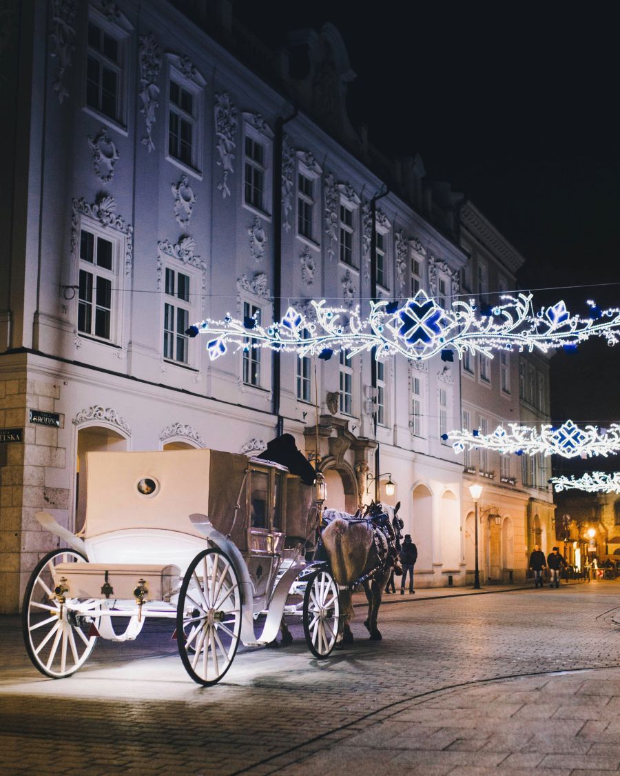turisticka voznja kocijom krakow advent poljska