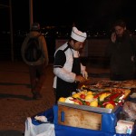 Ulicama grada Istanbula - čekajući trajek Ulicama grada Istanbula - čekajući trajek