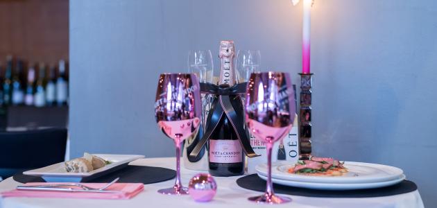 Moët & Chandon Rosé Love Table