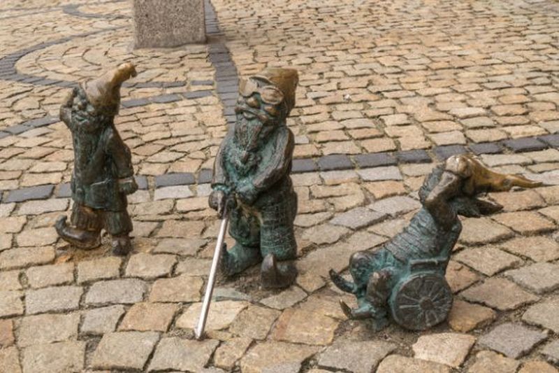 broncani patuljci grad wroclaw
