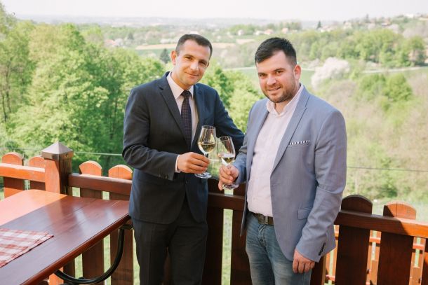 matija-posavec-david-stampar