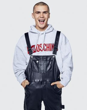 moschino-tv-4
