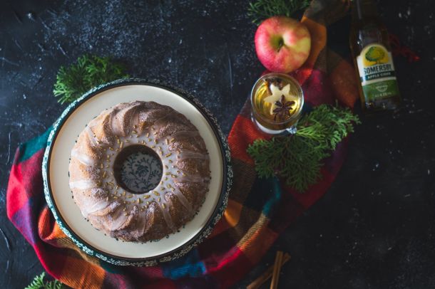 apple-bundt-cake