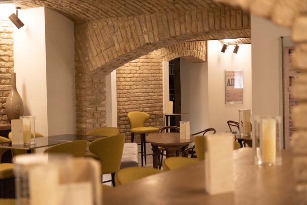 kavkaz masarikova piano bar1