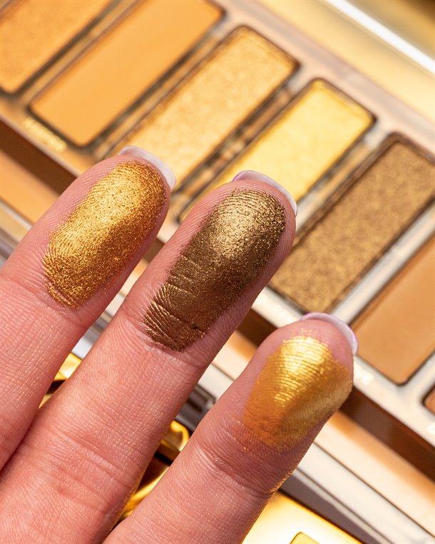 naked-paleta-sjenilo-03