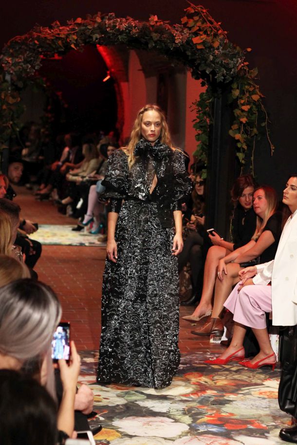 hippy-garden-neverstopchanging-revija-8