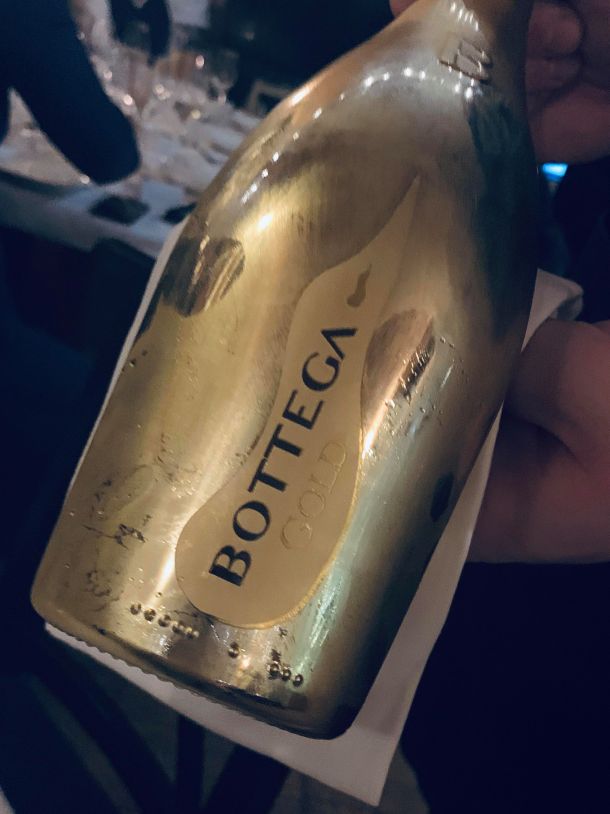 bottega-gold- pjenusac-1