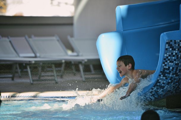rekreacijski-bazen-tobogan-3