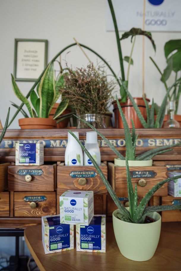 nivea-naturally-good-1