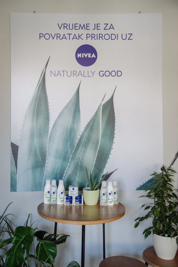 nivea-naturally-good-2