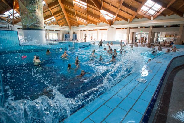 krapinske-toplice-bazen-tobogan-1