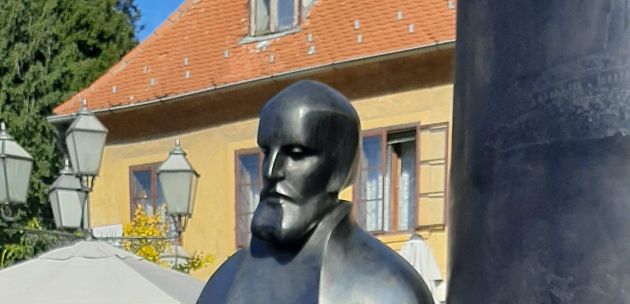 Čitajmo stihove Augusta Šenoe u šetnji gradom