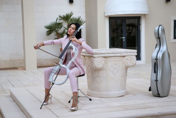 ana-rucner-klasicna-bol-6