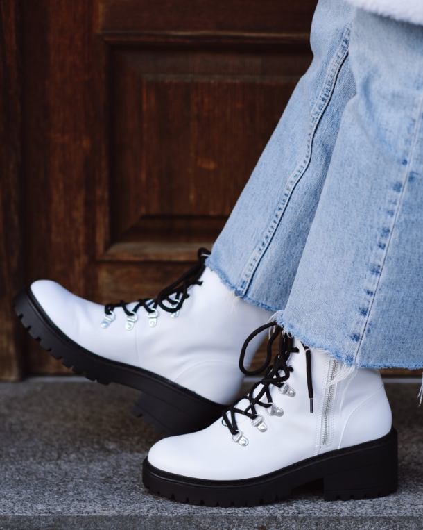 bijele-cizme-panama-jack-6