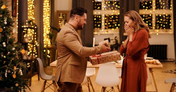 poklon iznenadenja bozicna akcija