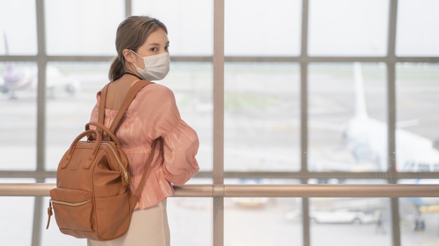 putovanje avionom korona virus rucna prtljaga