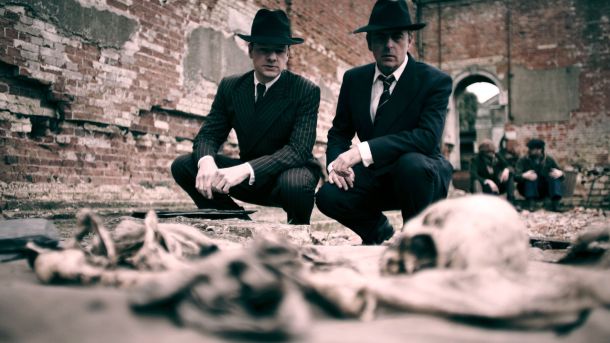 Ubojita povijest serija