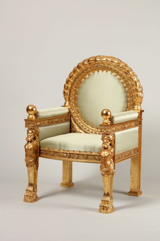 napoleonski-naslonjac