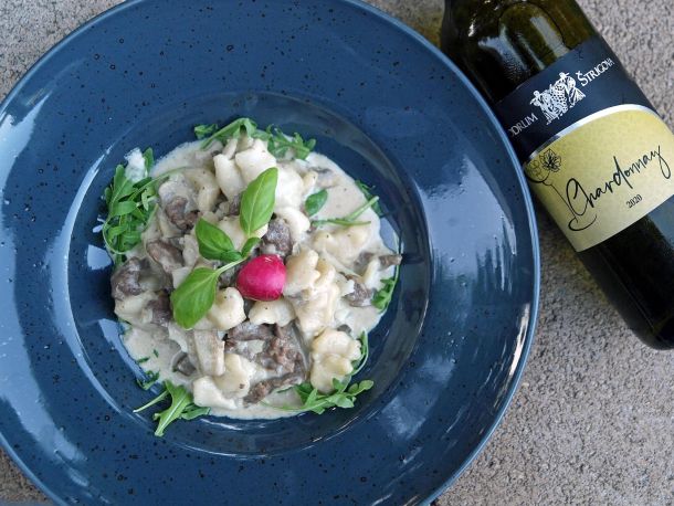 chardonnay-trganci-s-biftekom