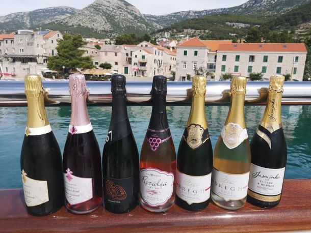 hvarska vina
