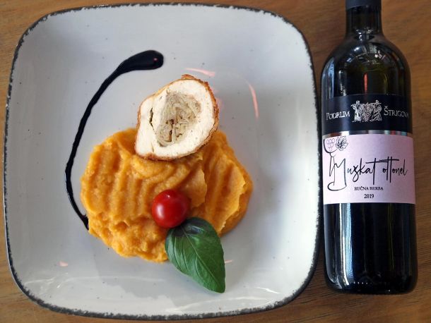 muskat-ottonel-pureci-svitak-s-mlincima