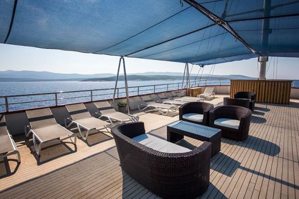 suncaliste na jahti paradiso