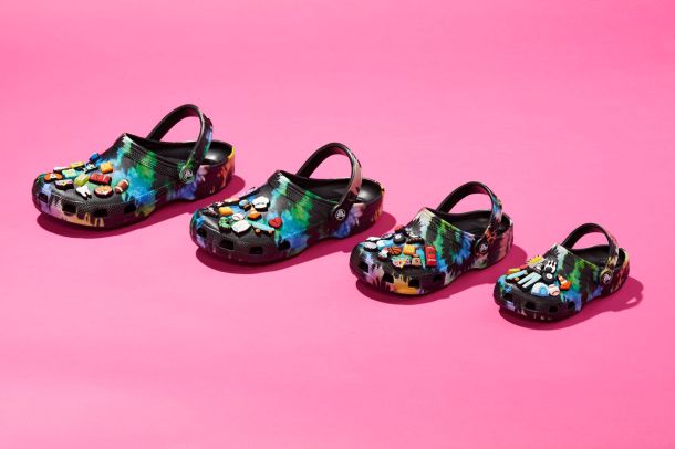 tie-dye-clog-2