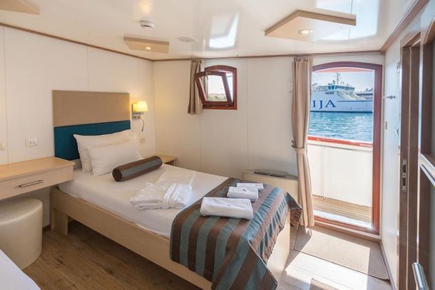 vanjska kabina broda paradise krstarenje jadranom 2021