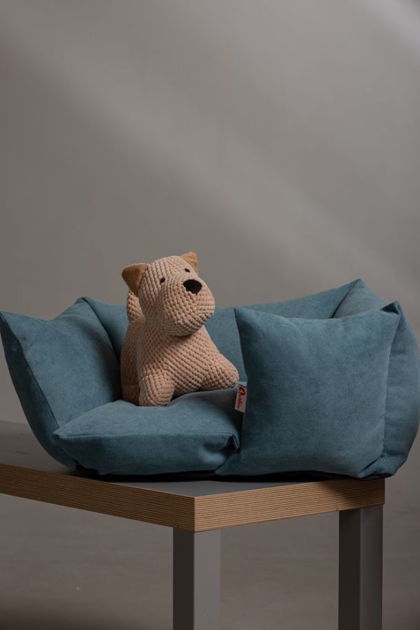 Qushin Sofa - EPDA Gold Winner 2021