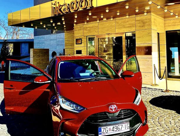 2733F9FE-488A-4746-B1E4-07485C5CBA04