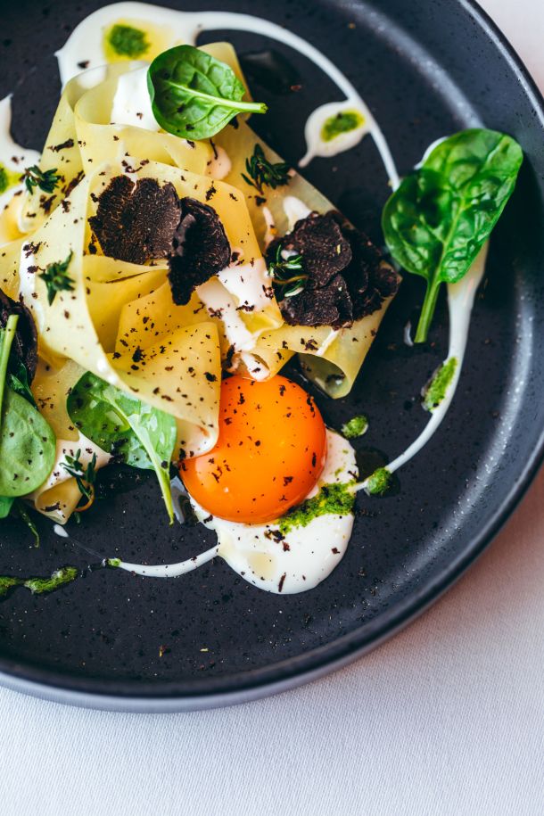 Mladi krumpir, maslinovo ulje, Paški sir, špinat (3)