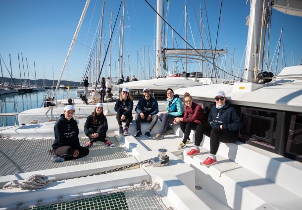 cleaning-sailing-race-regata-3